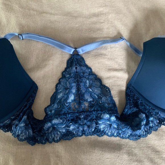 New Blue Adore me Bra 36DDD - Picture 2 of 3